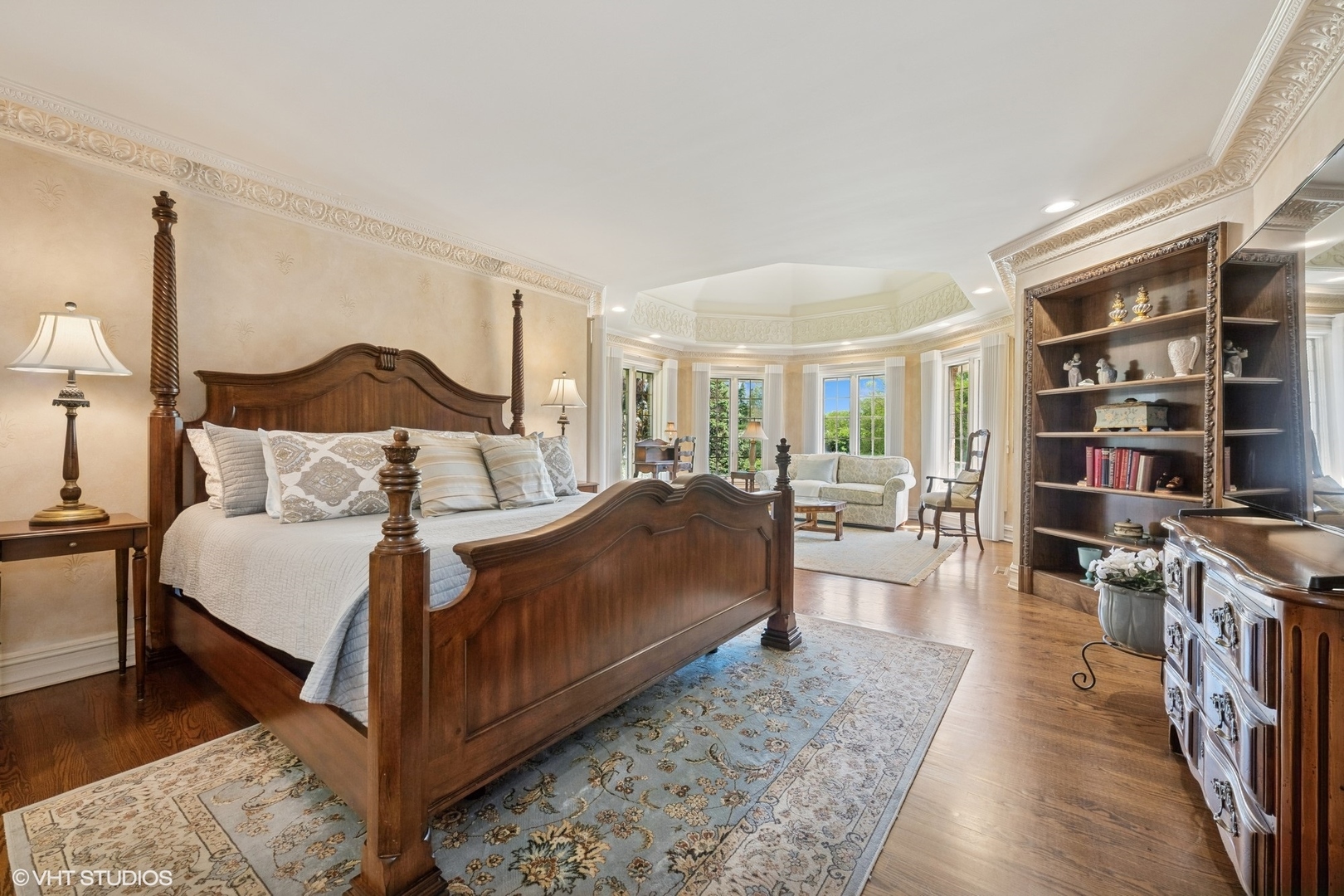 33 Ketterling Court, North Barrington, IL 60010