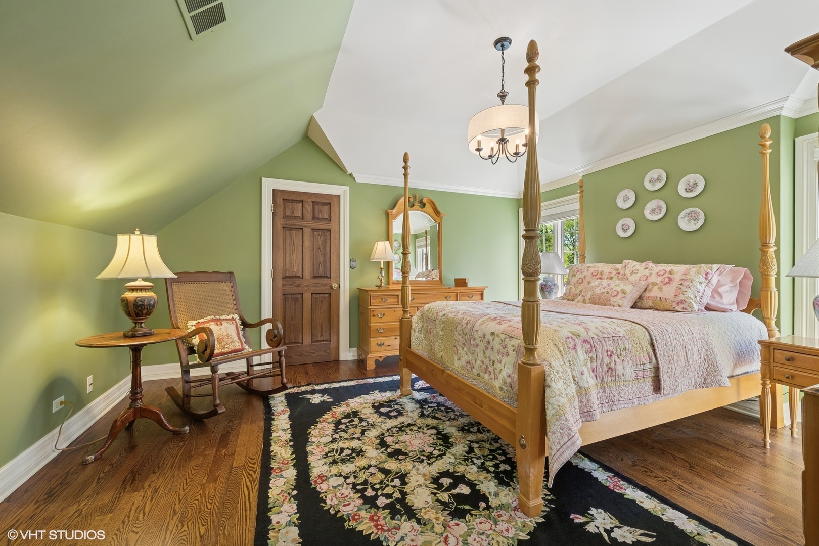 33 Ketterling Court, North Barrington, IL 60010