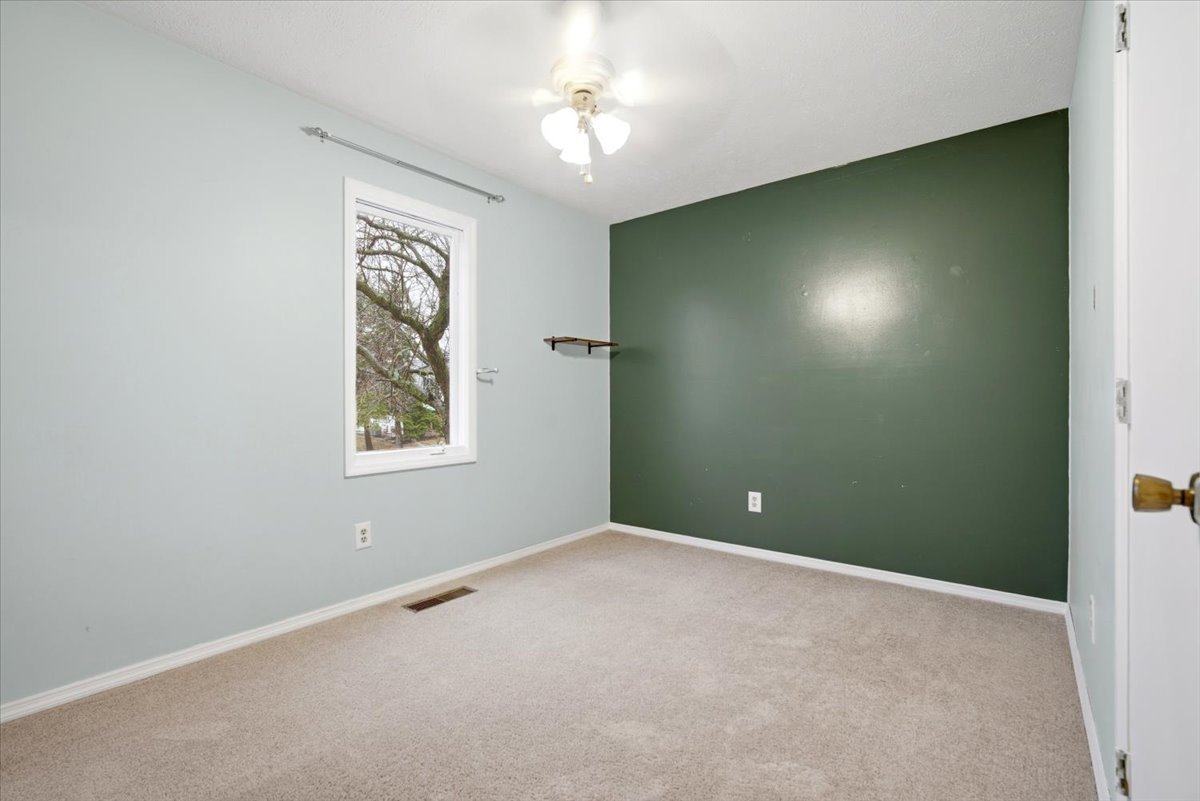 102 Nottingham Chase, Normal, IL 61761