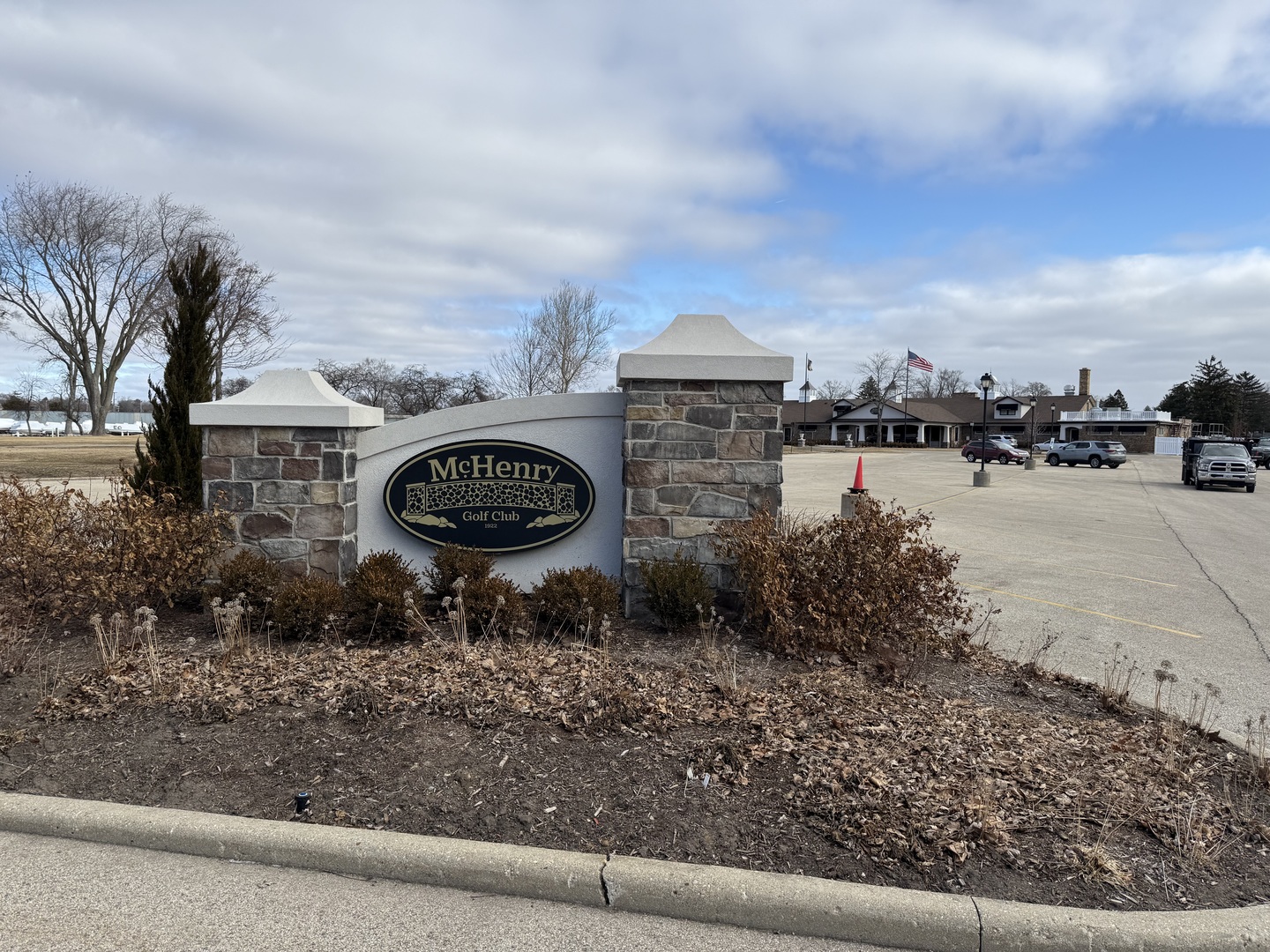 3011 Charlotte Avenue, McHenry, IL 60050