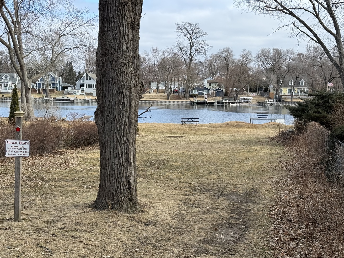 3011 Charlotte Avenue, McHenry, IL 60050