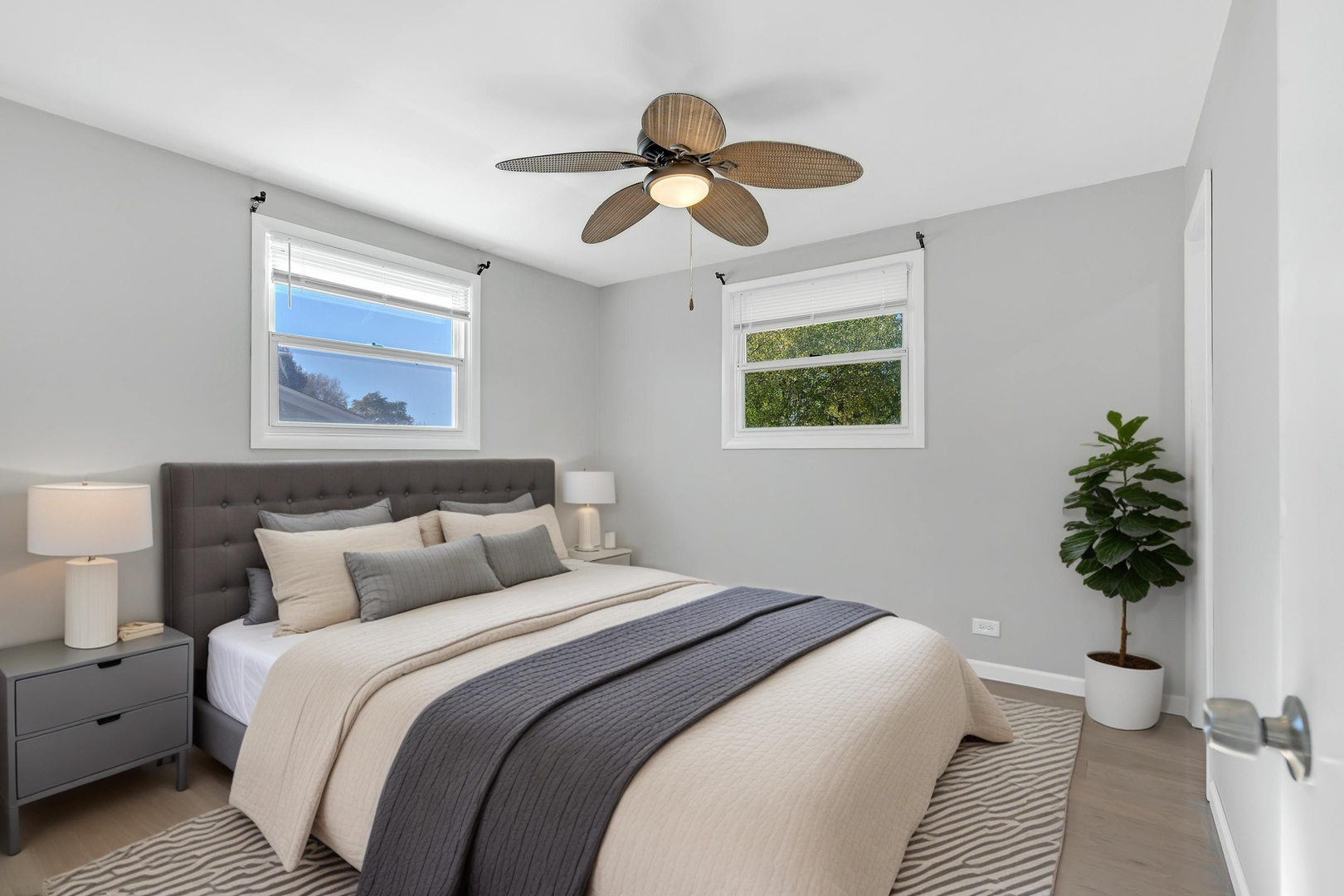 403 Arrowhead Trail, Carol Stream, IL 60188