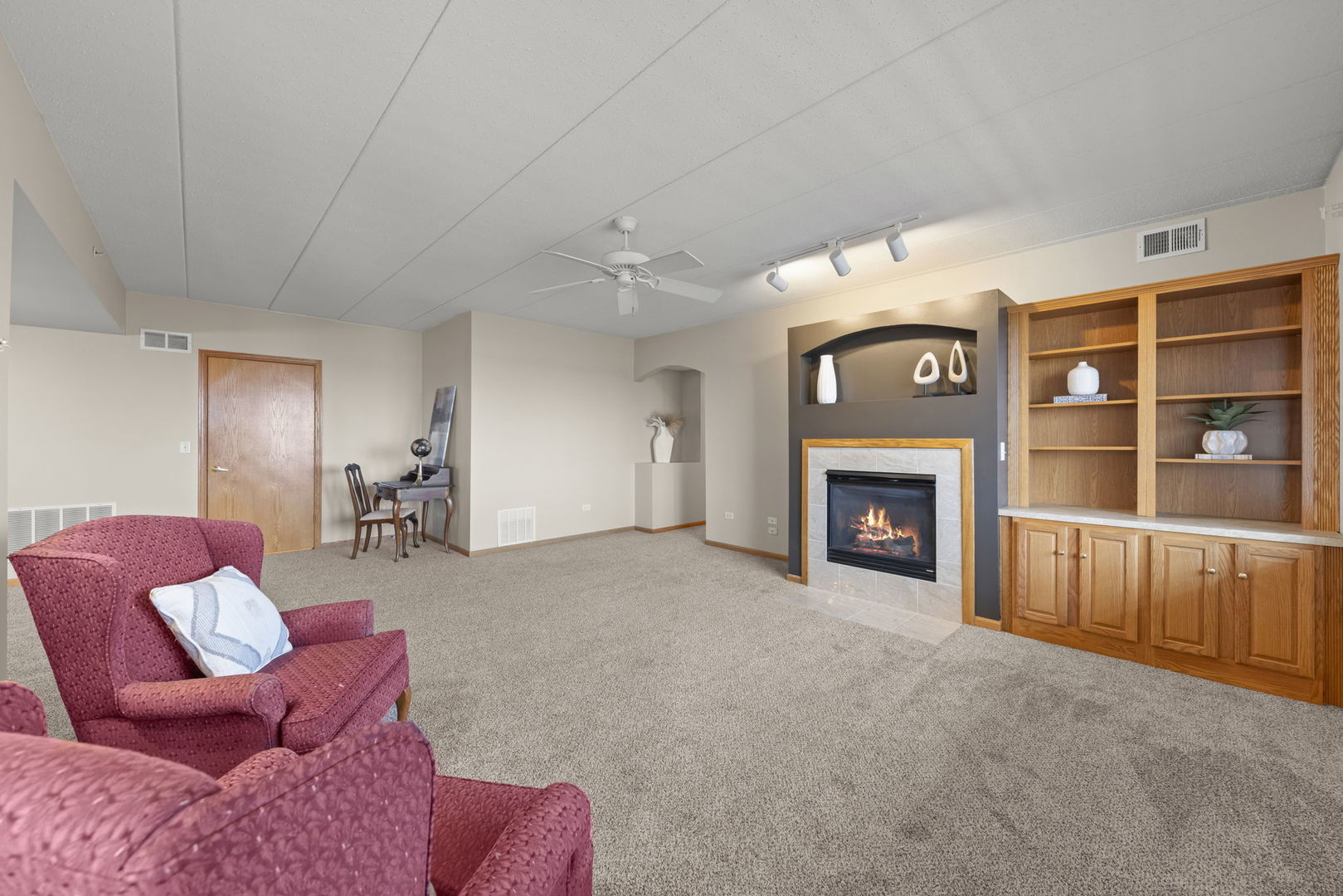 7912 Trinity Circle #2NW, Tinley Park, IL 60487