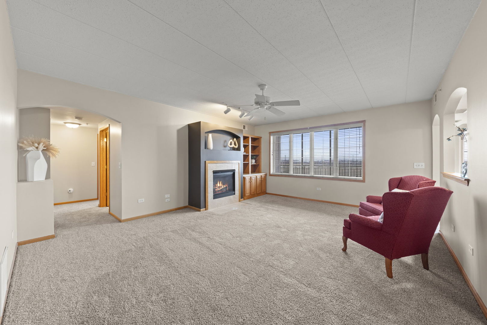 7912 Trinity Circle #2NW, Tinley Park, IL 60487