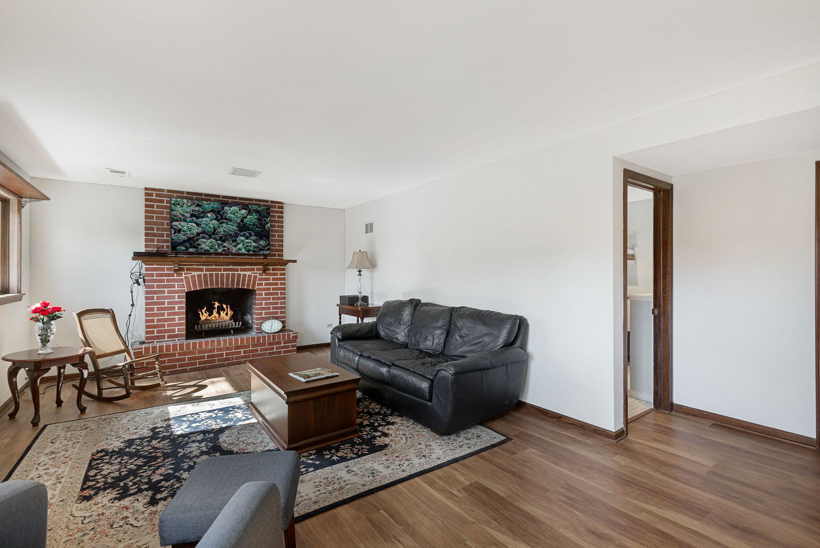 911 E Burr Oak Drive, Arlington Heights, IL 60004