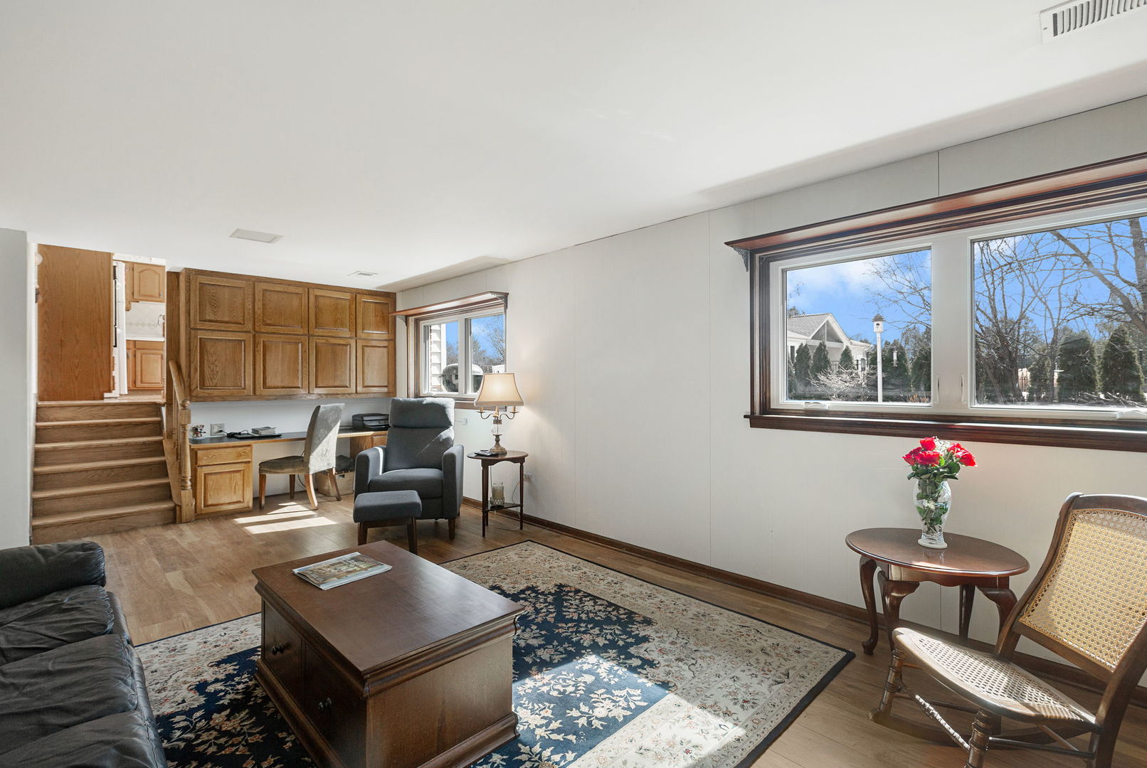 911 E Burr Oak Drive, Arlington Heights, IL 60004