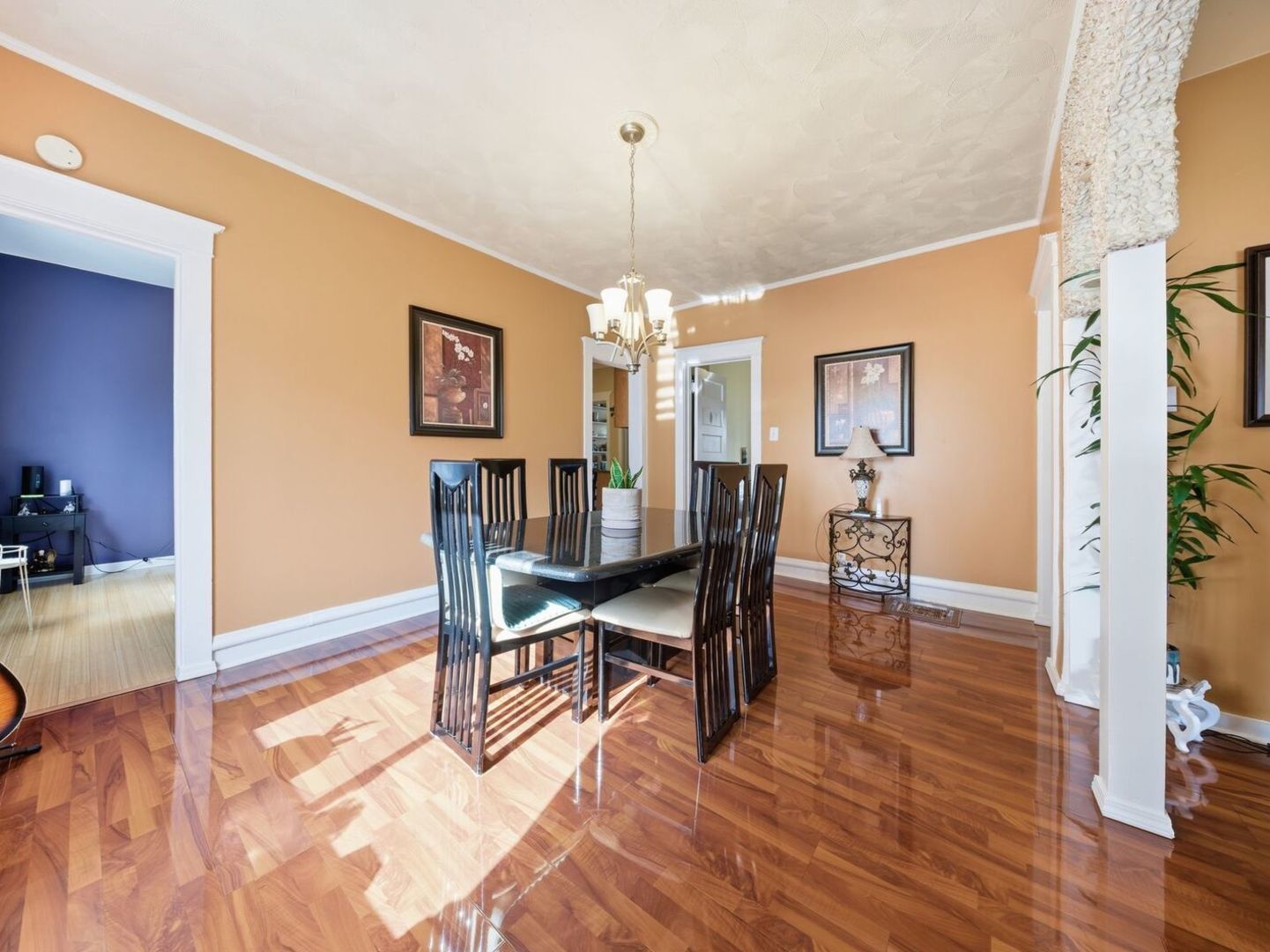 606 N 8th Avenue, Maywood, IL 60153