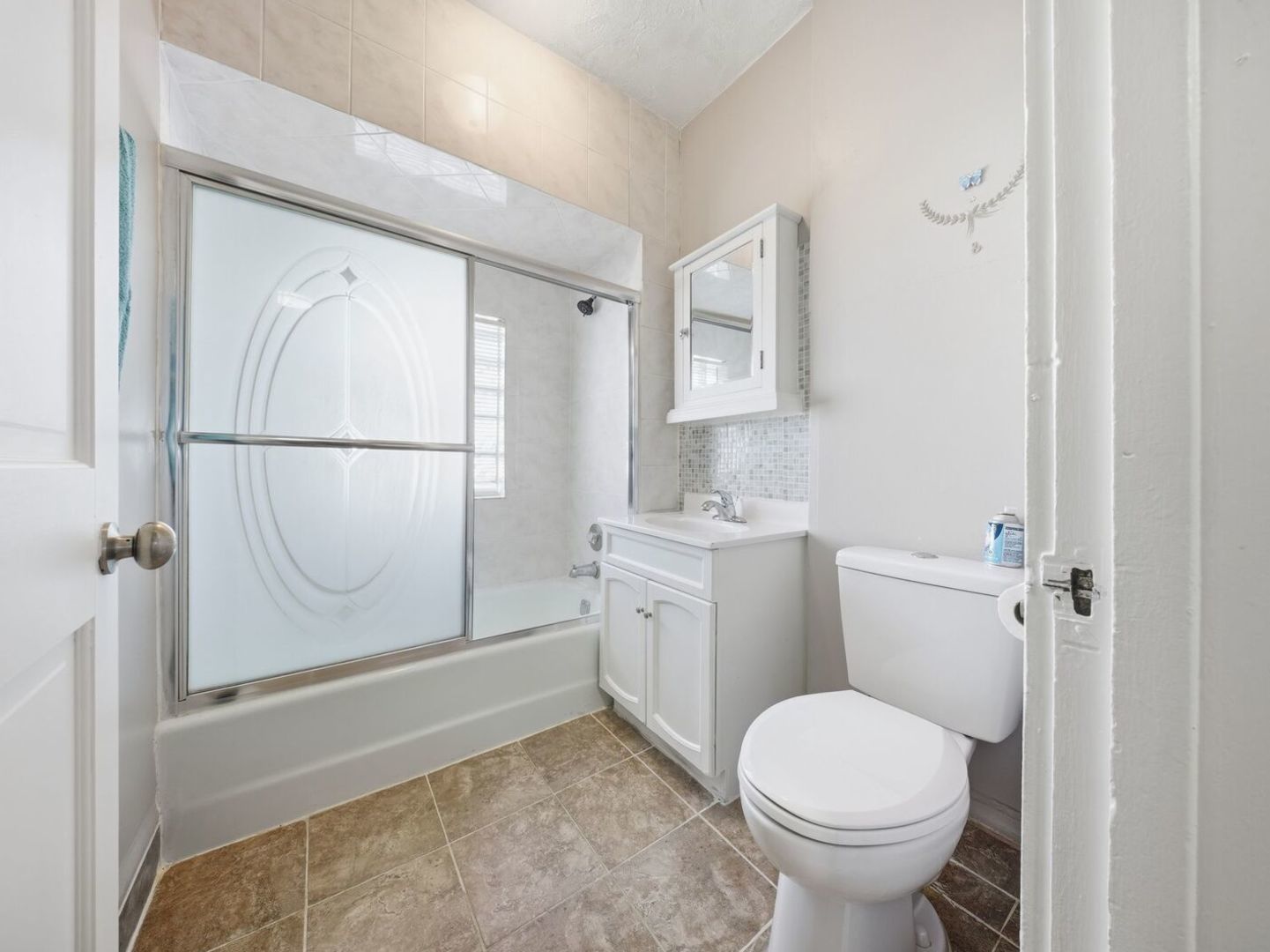 606 N 8th Avenue, Maywood, IL 60153