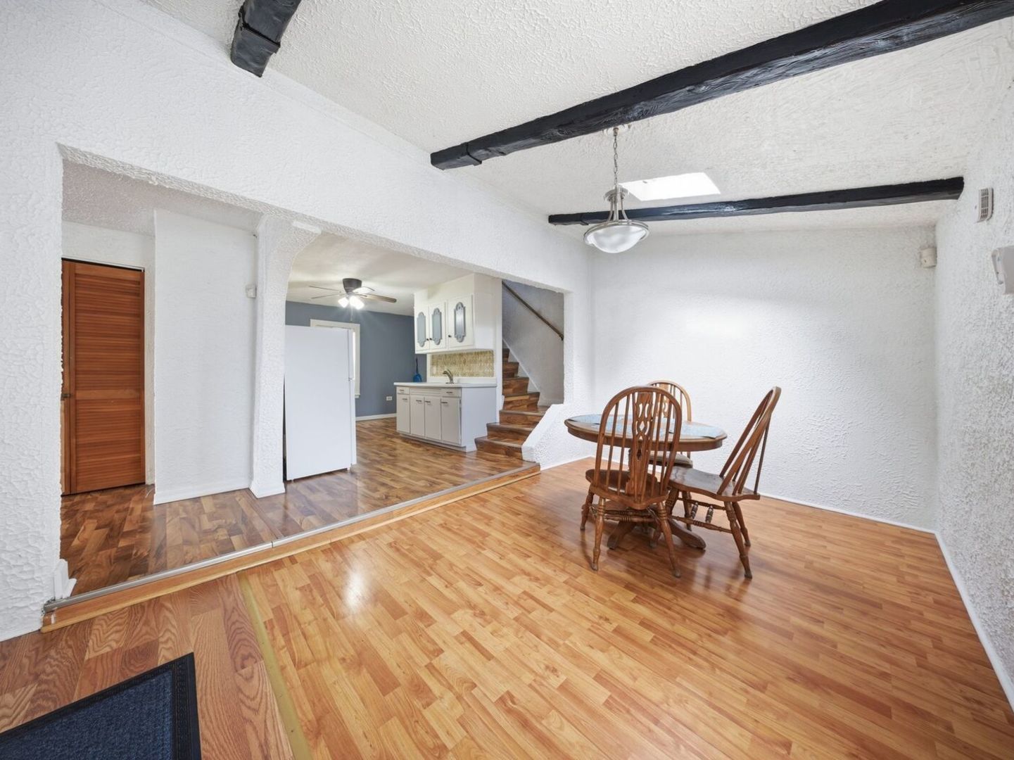 606 N 8th Avenue, Maywood, IL 60153