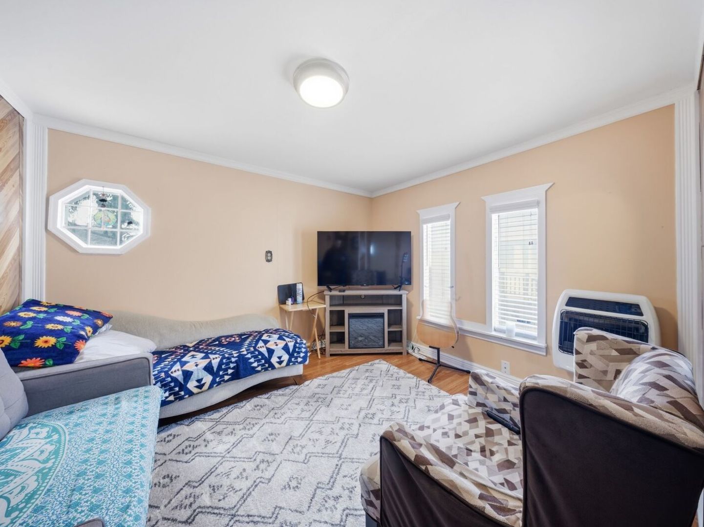 606 N 8th Avenue, Maywood, IL 60153