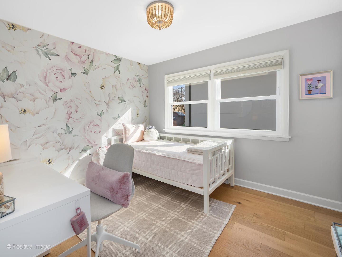 212 Woodstock Avenue, Clarendon Hills, IL 60514