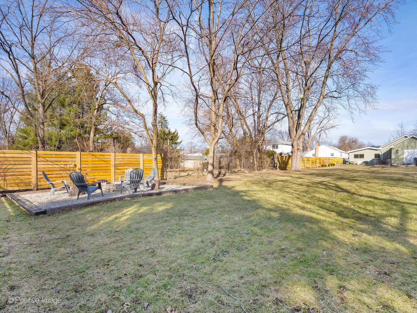 212 Woodstock Avenue, Clarendon Hills, IL 60514