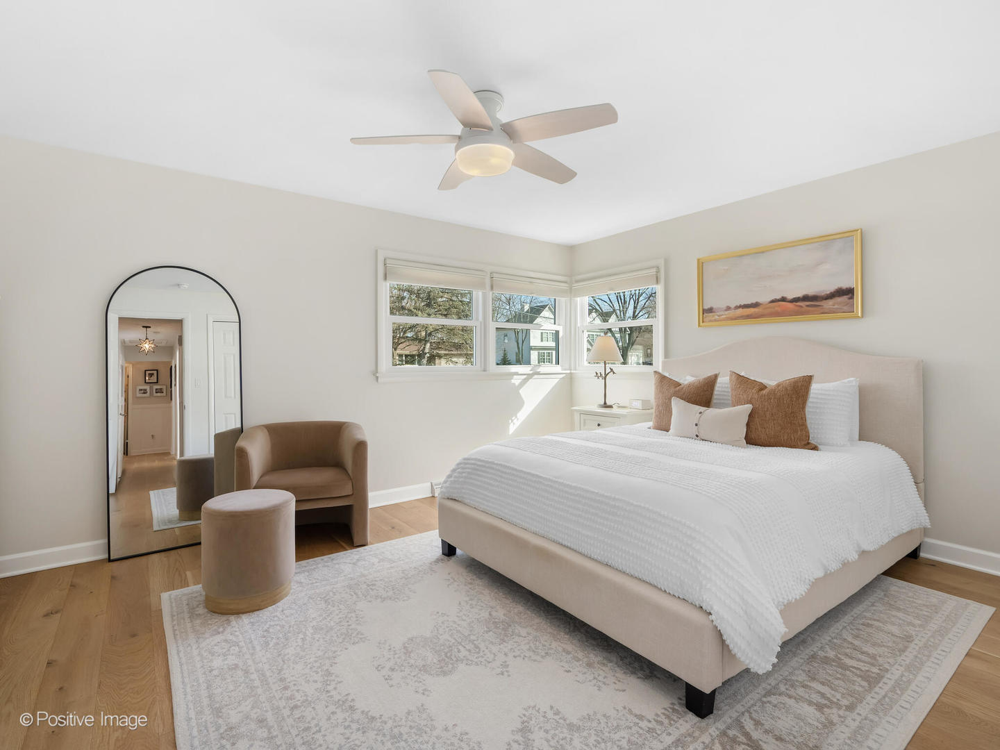 212 Woodstock Avenue, Clarendon Hills, IL 60514