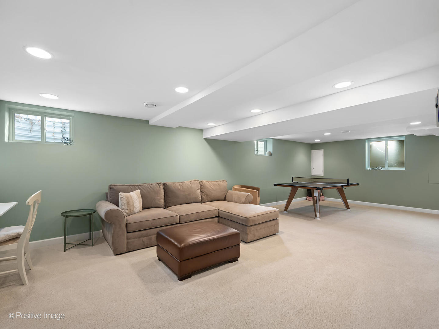 212 Woodstock Avenue, Clarendon Hills, IL 60514