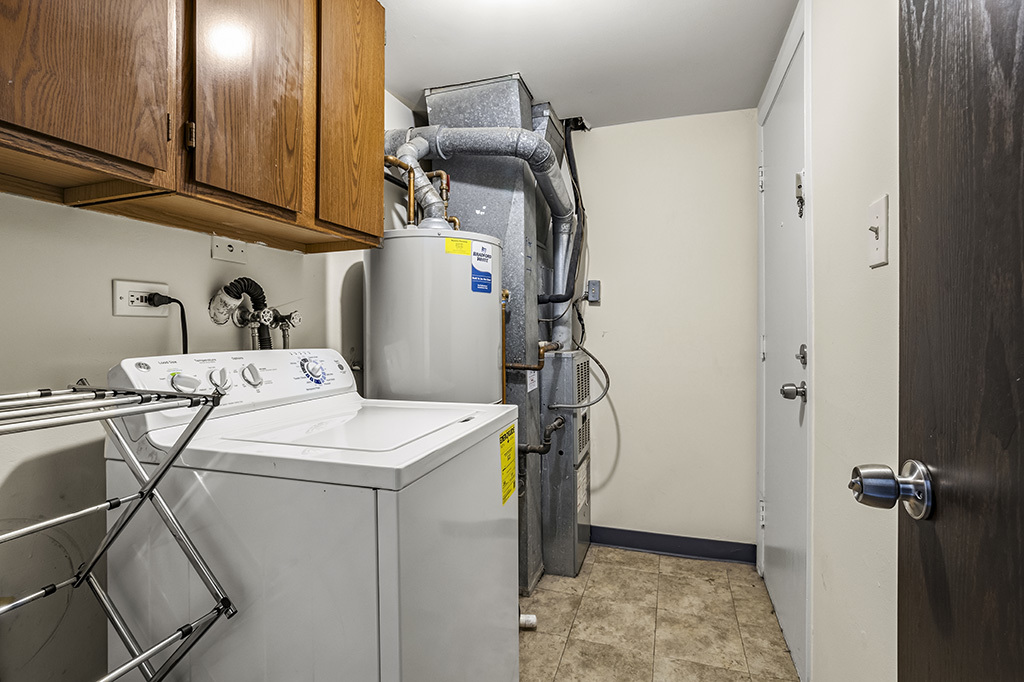 9600 S Mason Avenue #4, Oak Lawn, IL 60453