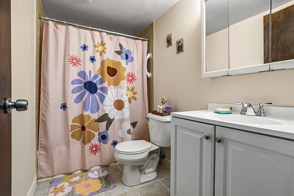 9600 S Mason Avenue #4, Oak Lawn, IL 60453