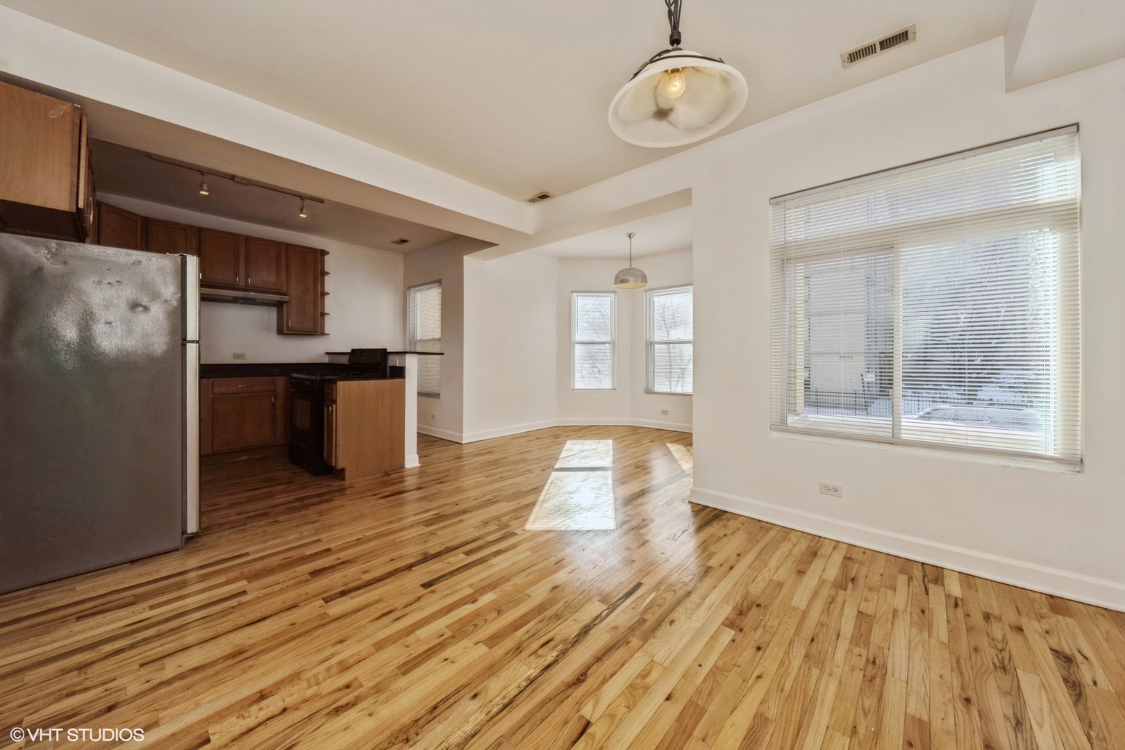 102 N Hamlin Boulevard #D1, Chicago, IL 60624