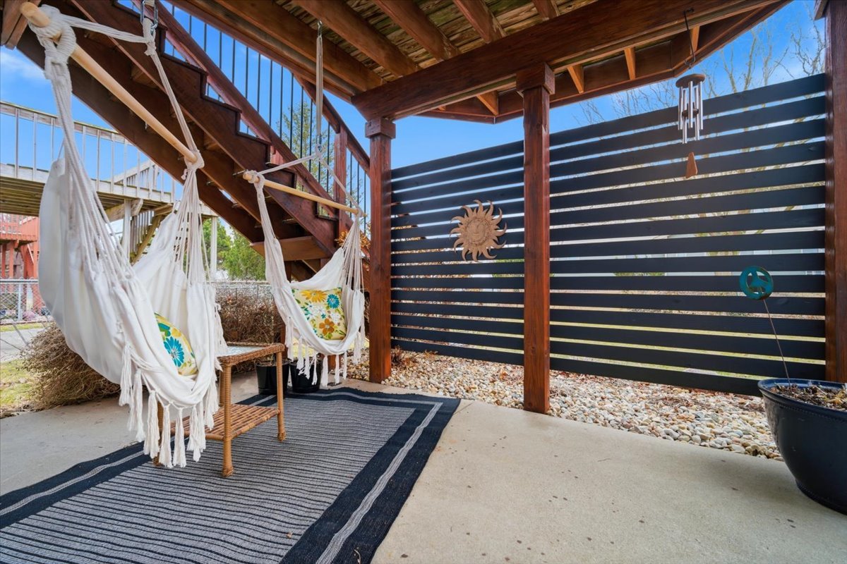 2731 Arrowhead Drive, Bloomington, IL 61704