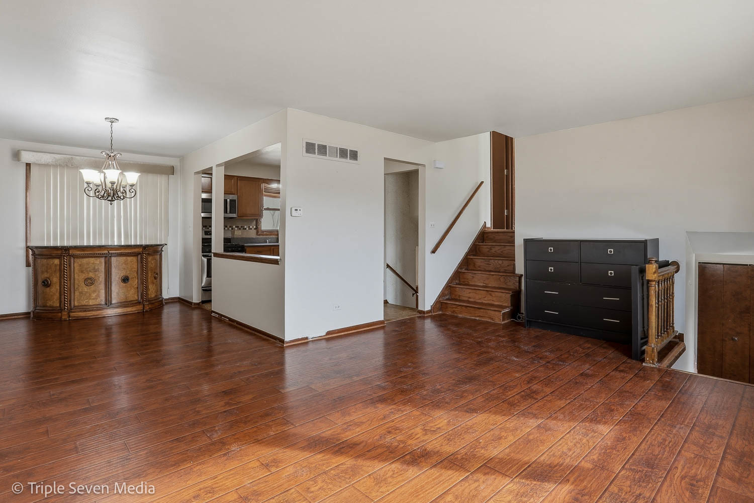 7412 160th Street, Tinley Park, IL 60477