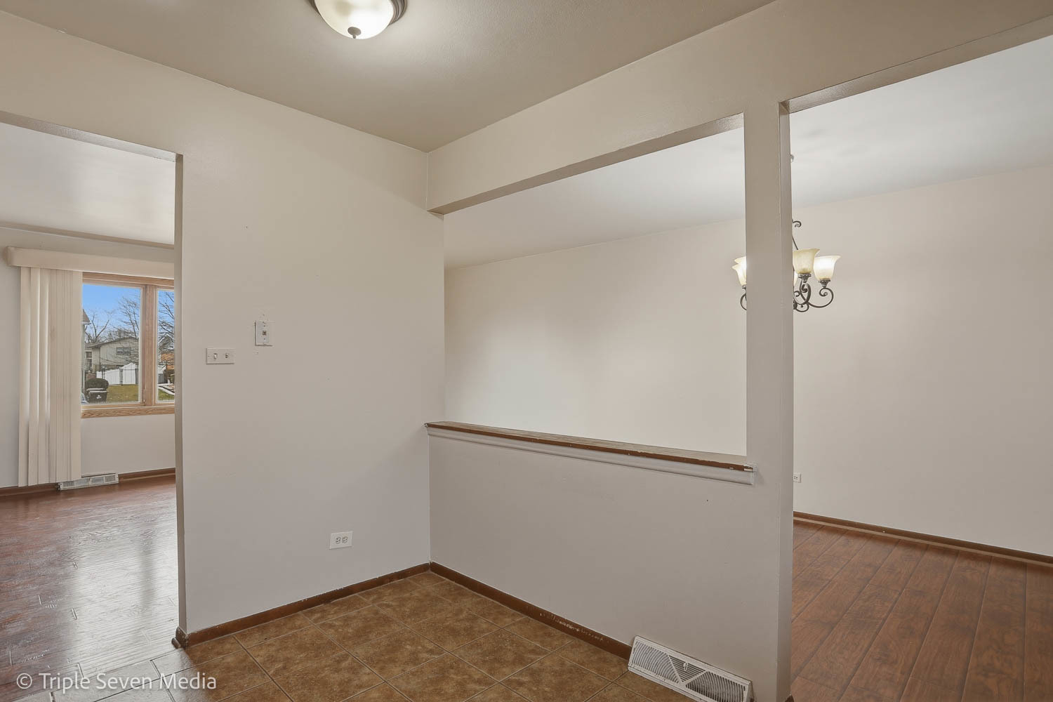 7412 160th Street, Tinley Park, IL 60477