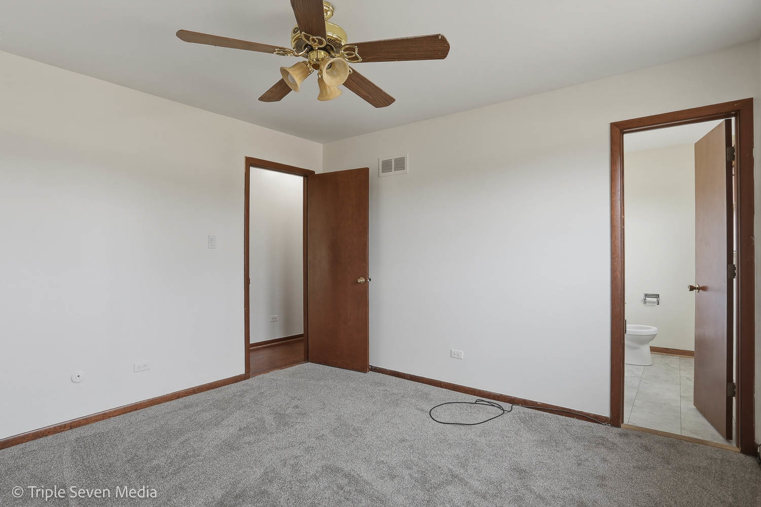 7412 160th Street, Tinley Park, IL 60477