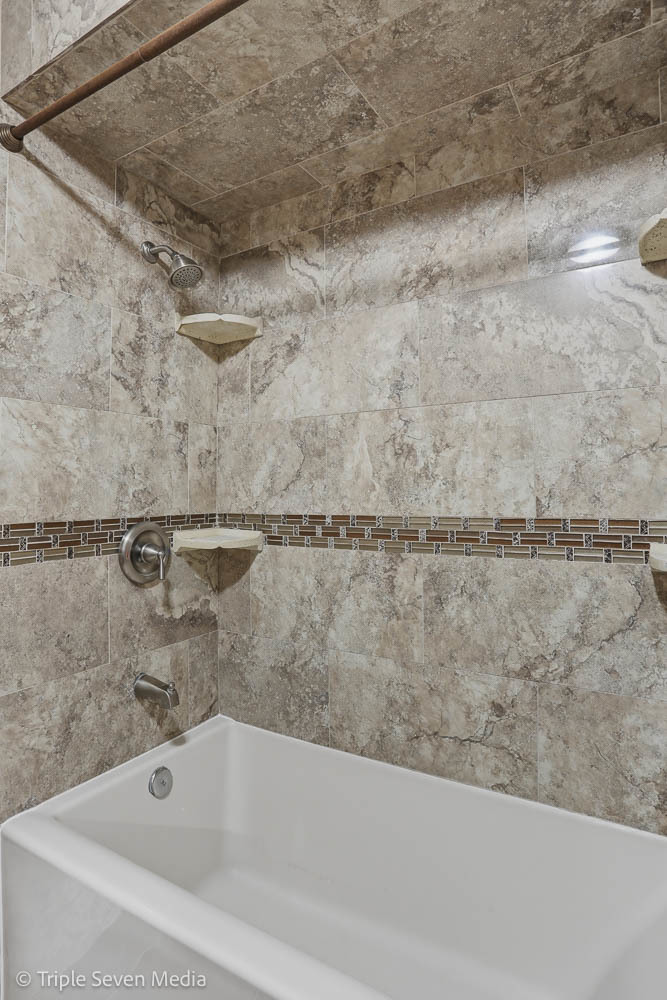 7412 160th Street, Tinley Park, IL 60477