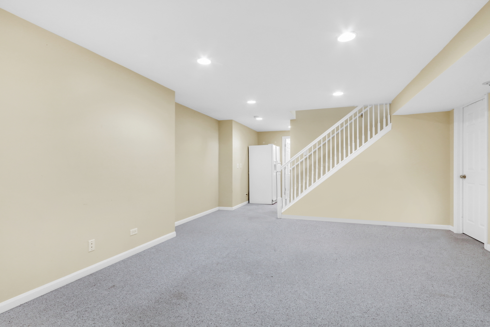 7817 Cascade Way, Gurnee, IL 60031