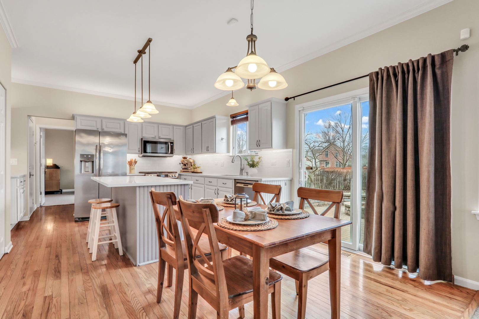 7817 Cascade Way, Gurnee, IL 60031