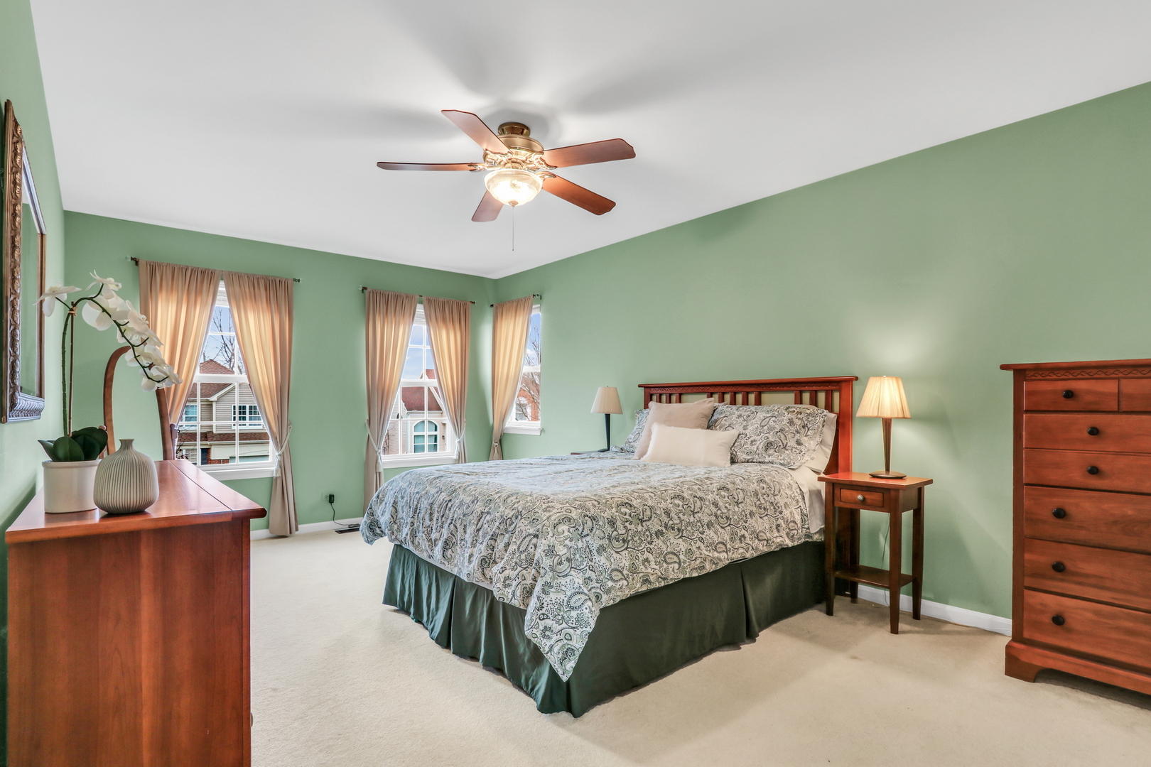 7817 Cascade Way, Gurnee, IL 60031