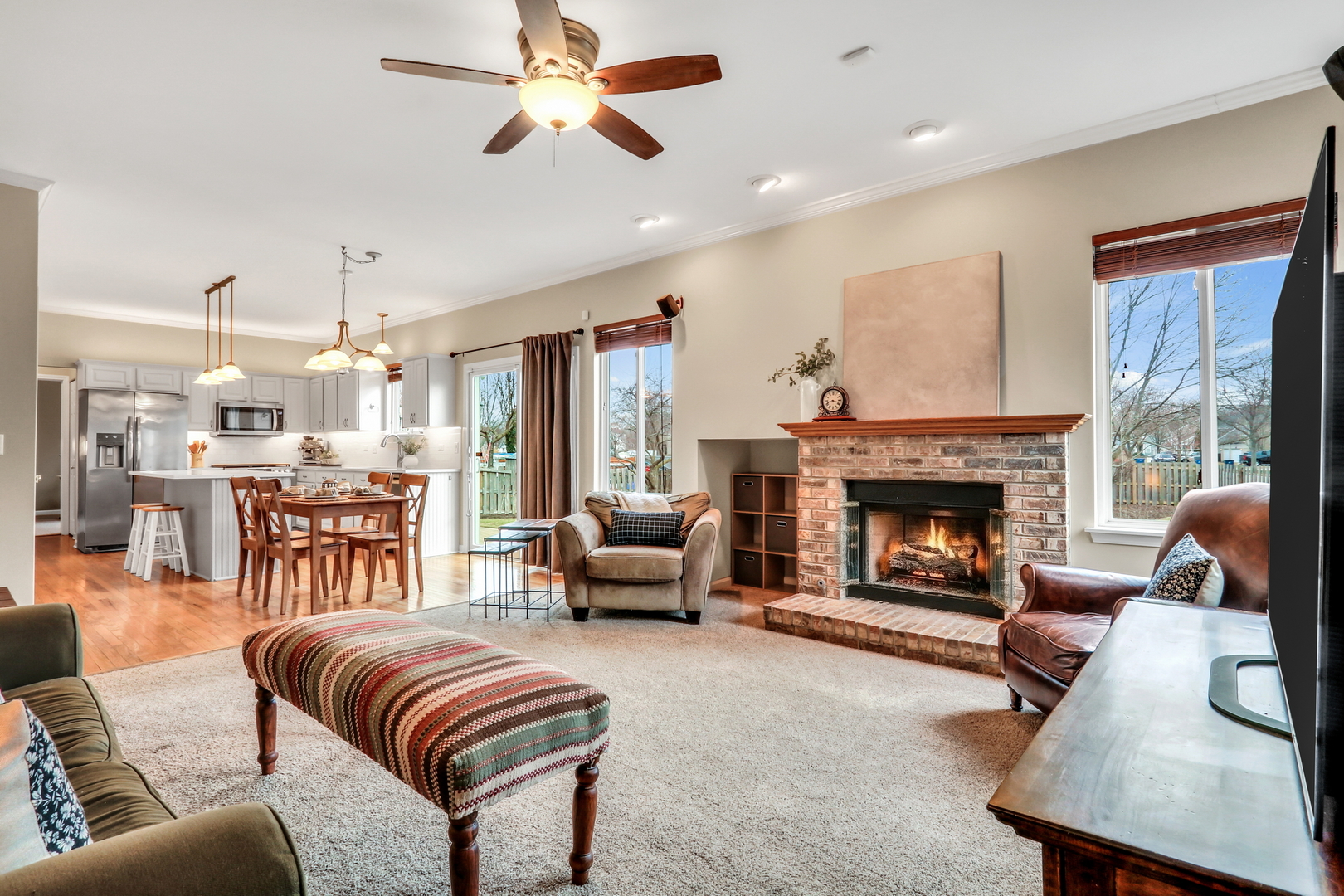 7817 Cascade Way, Gurnee, IL 60031