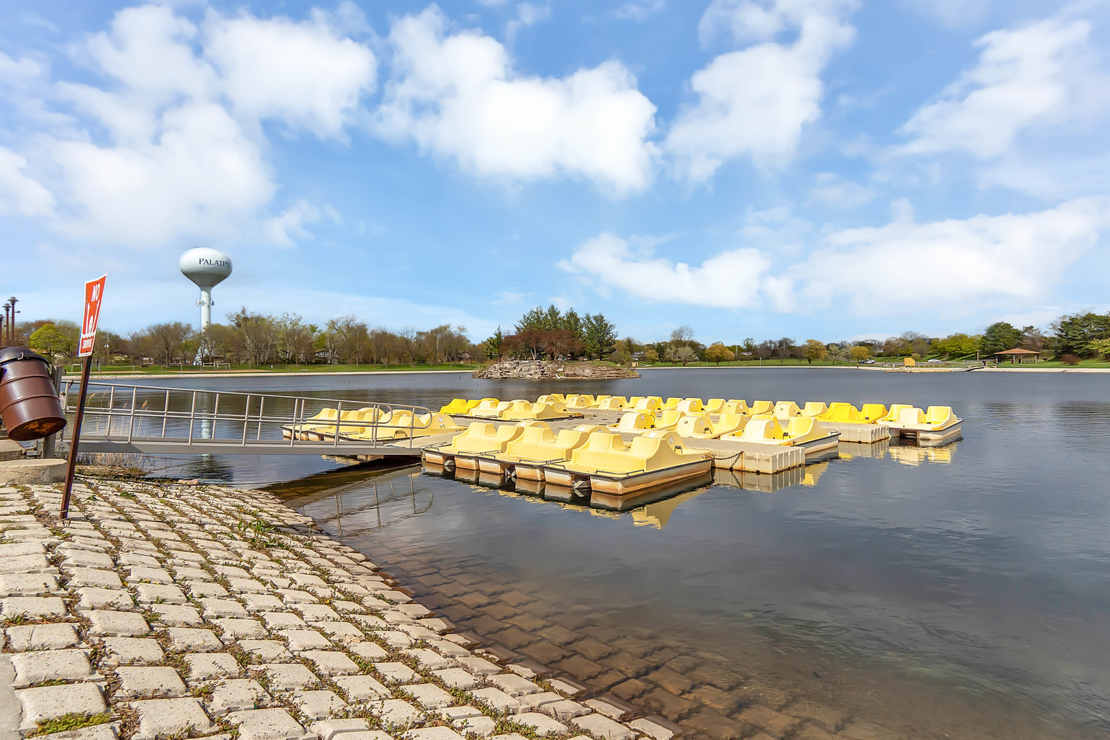 950 E Wilmette Road #325, Palatine, IL 60074