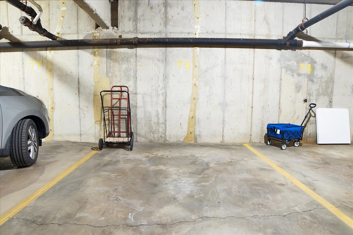 950 E Wilmette Road #325, Palatine, IL 60074