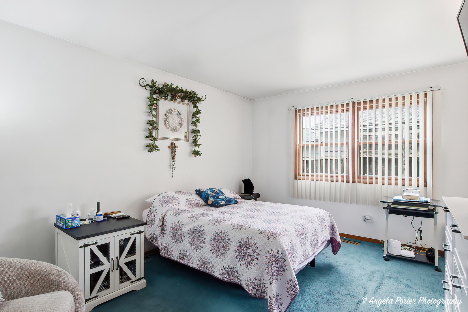 1201 Meadowbrook Drive, Round Lake Beach, IL 60073