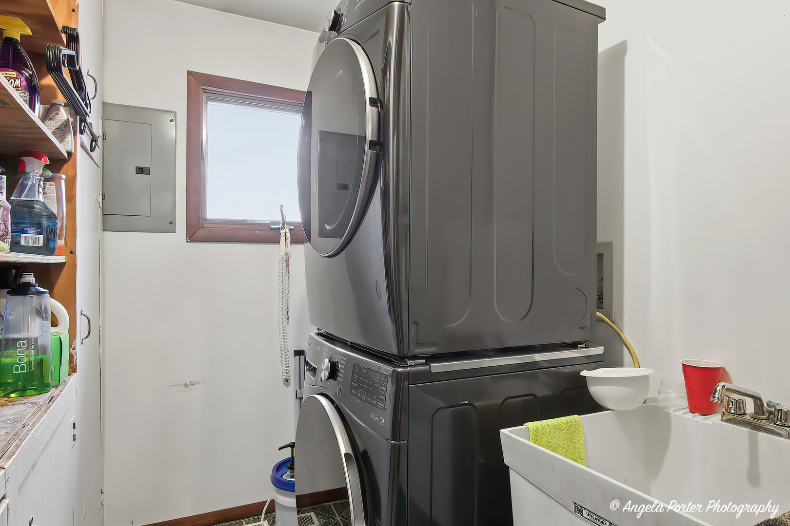 1201 Meadowbrook Drive, Round Lake Beach, IL 60073