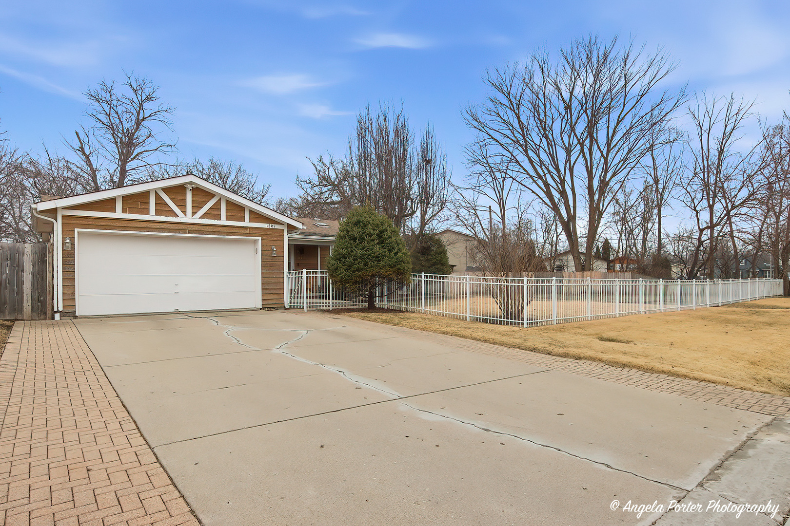 1201 Meadowbrook Drive, Round Lake Beach, IL 60073