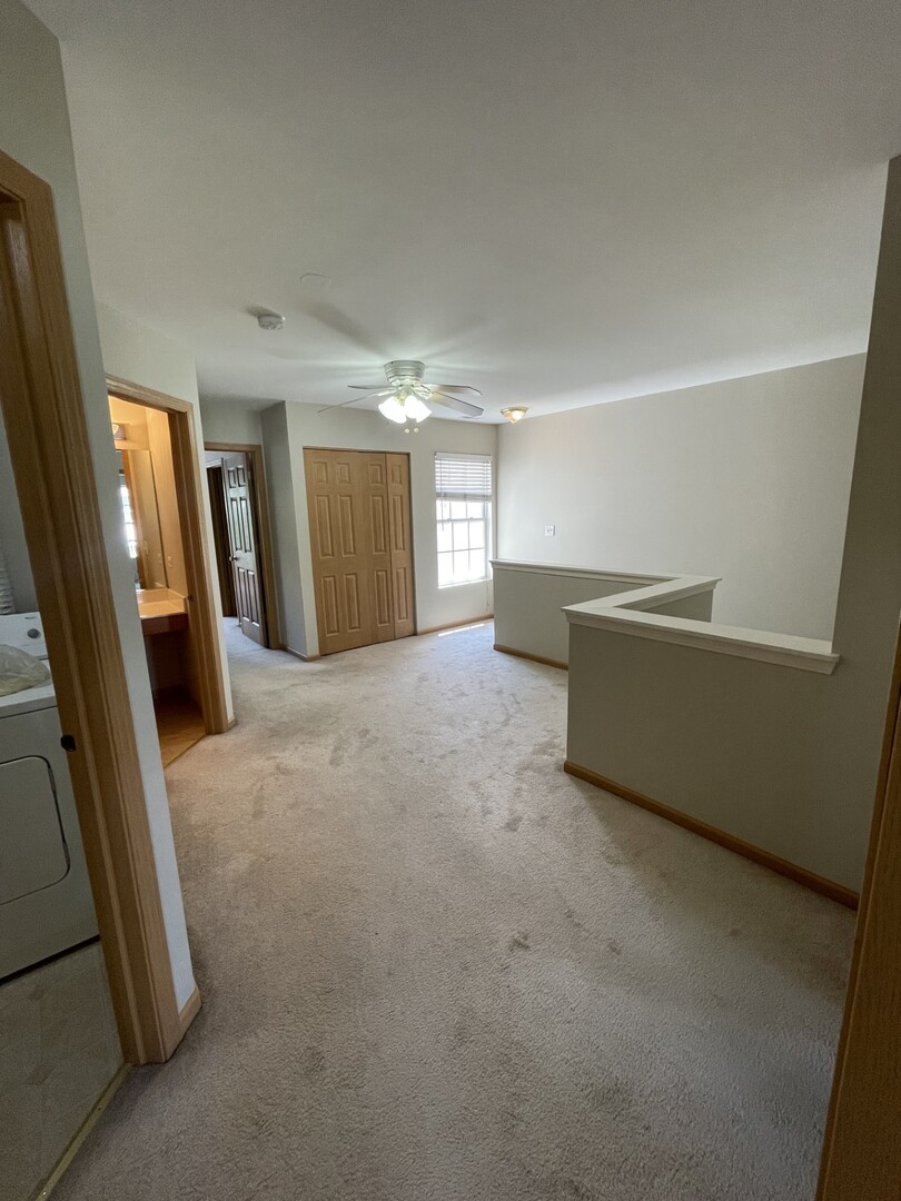 160 Concord Drive #160, Oswego, IL 60543