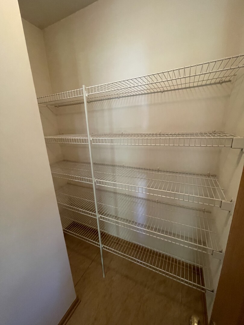 160 Concord Drive #160, Oswego, IL 60543