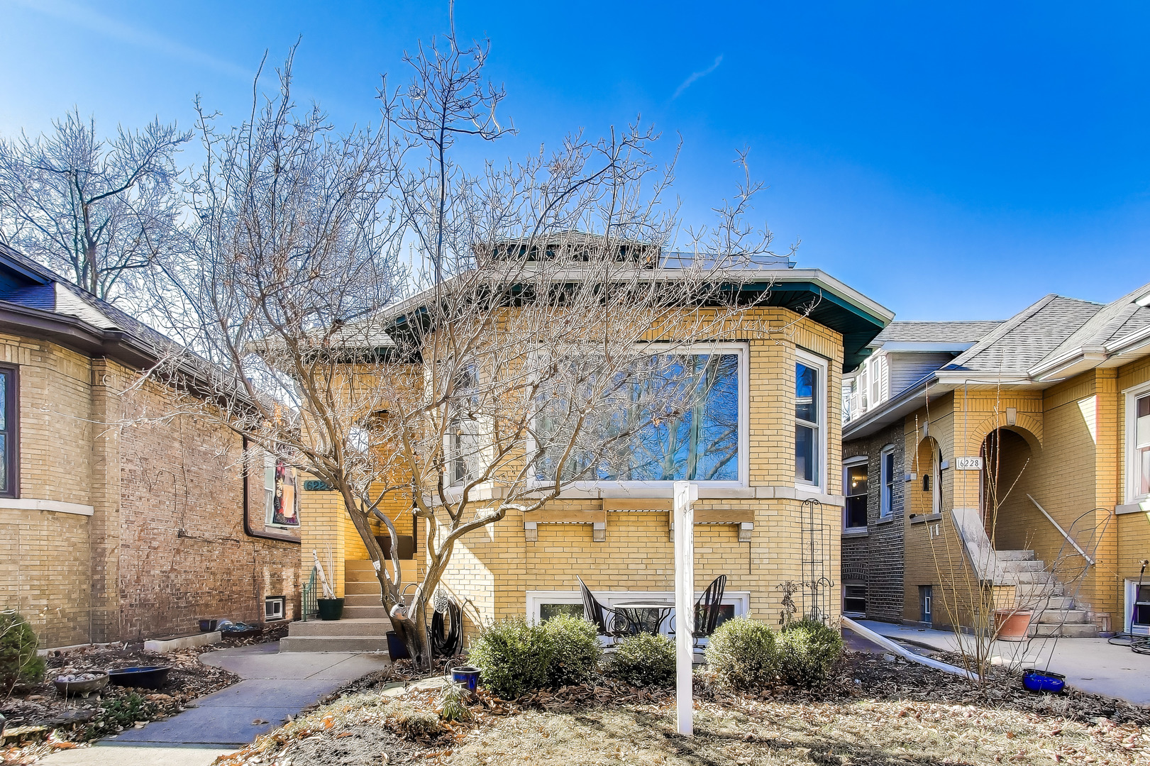 6224 N Rockwell Street, Chicago, IL 60659