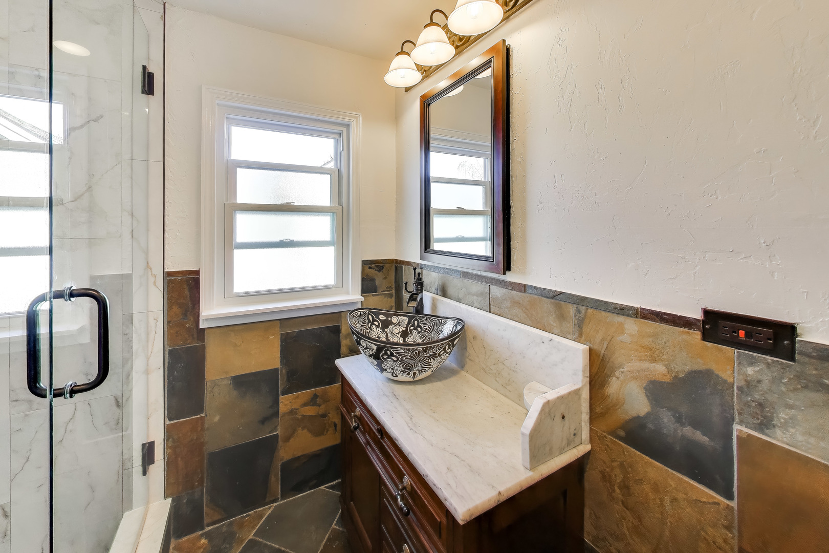 6224 N Rockwell Street, Chicago, IL 60659