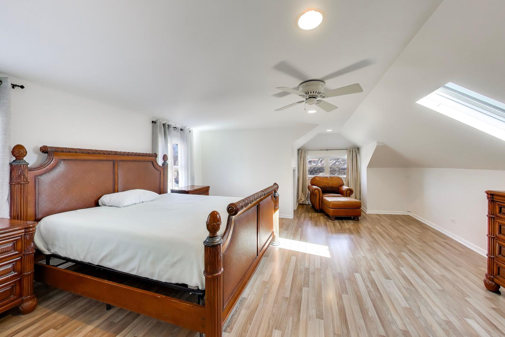 6224 N Rockwell Street, Chicago, IL 60659