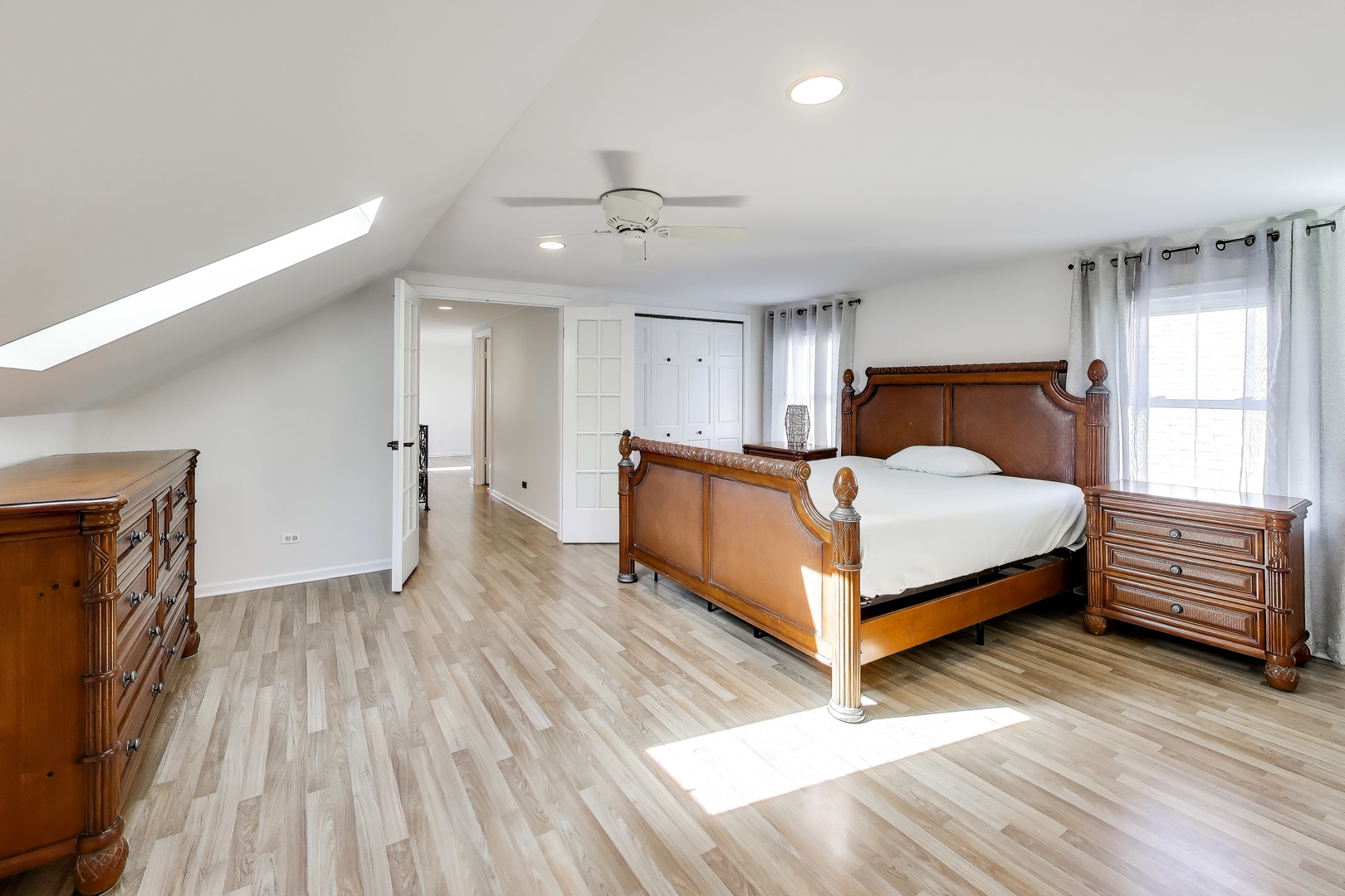 6224 N Rockwell Street, Chicago, IL 60659