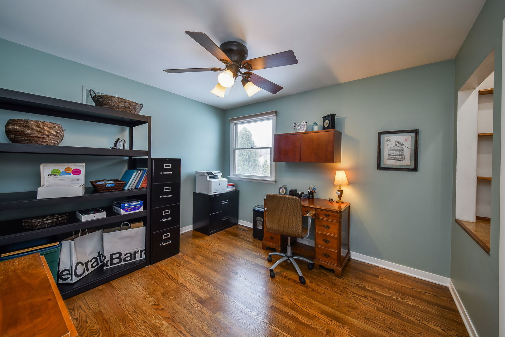 1926 Cheshire Lane, Wheaton, IL 60189