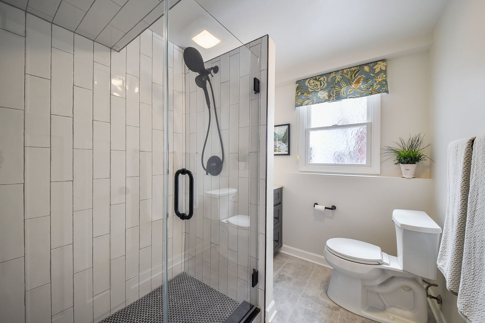 1926 Cheshire Lane, Wheaton, IL 60189