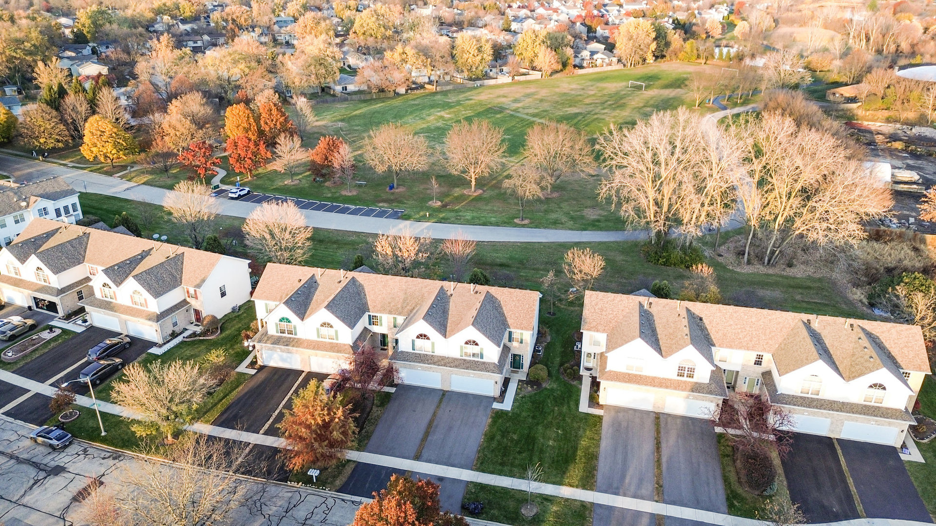 8 Lily Court, Bolingbrook, IL 60440