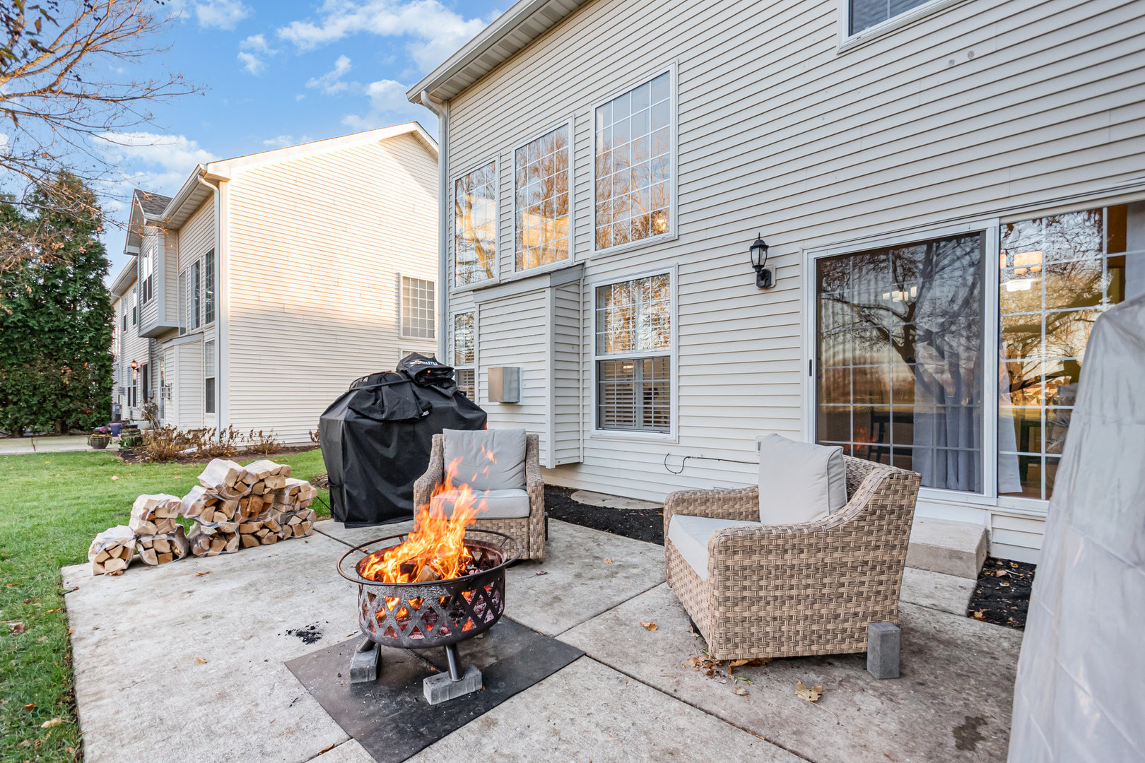 8 Lily Court, Bolingbrook, IL 60440