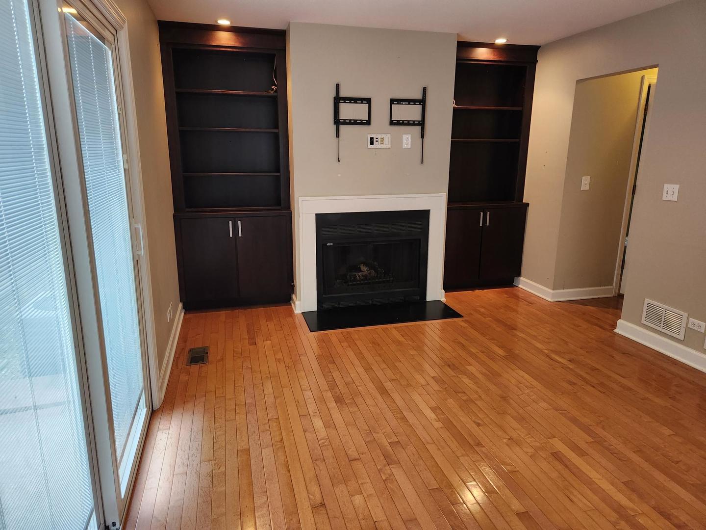 134 W WOOD Street #134, Palatine, IL 60067