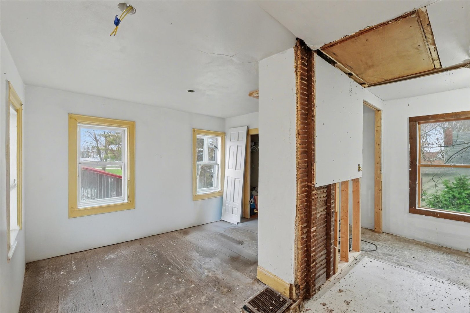 225 E Pine Street, Paxton, IL 60957