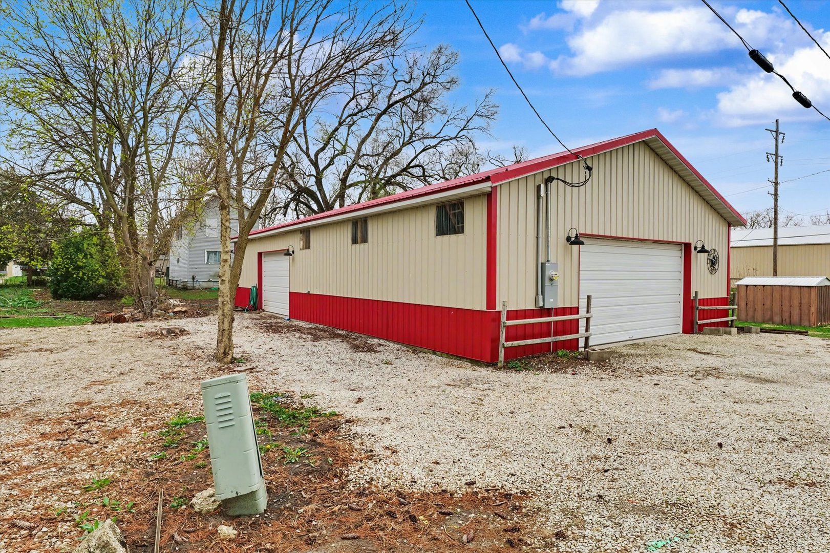225 E Pine Street, Paxton, IL 60957