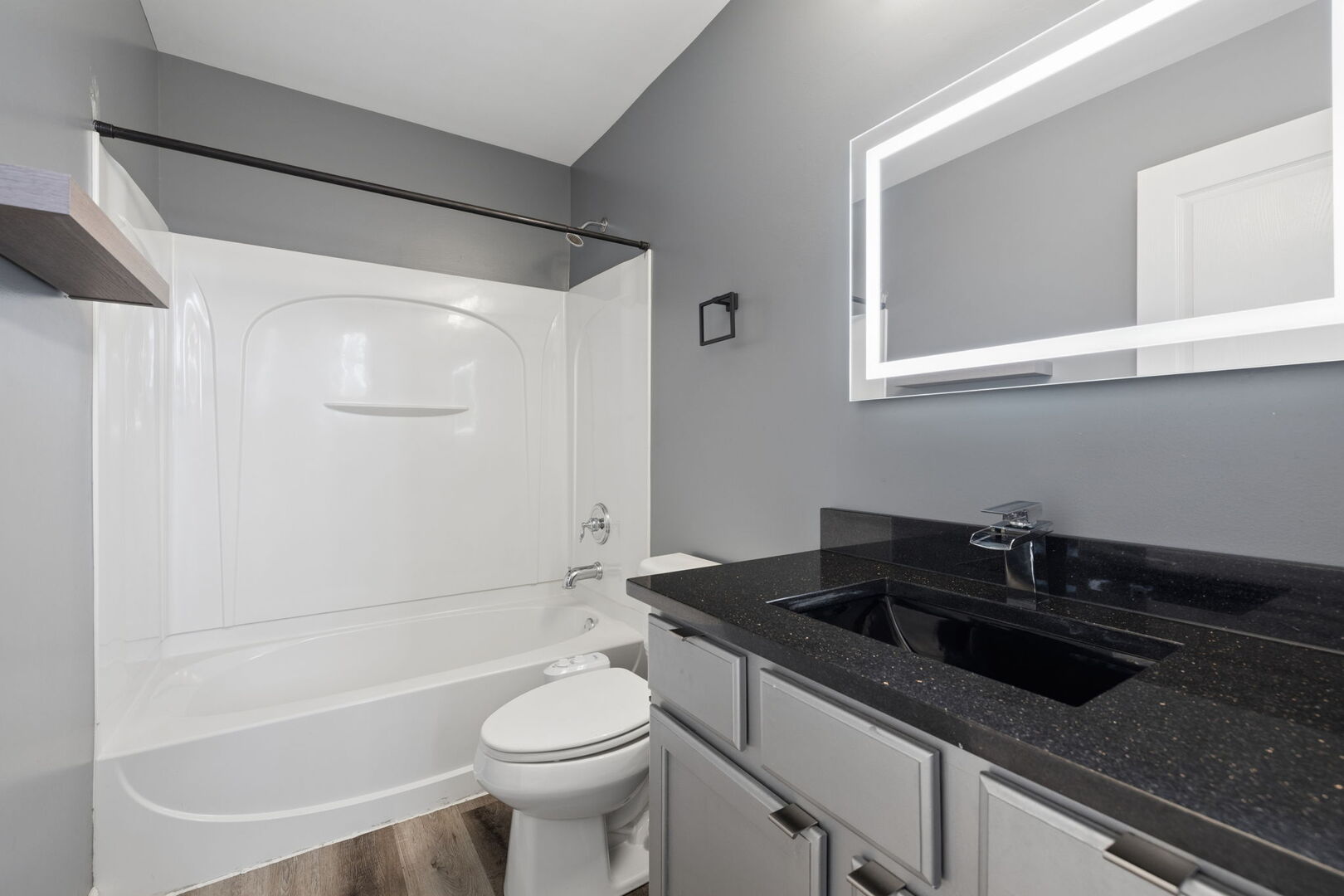 460 Valentine Way, Oswego, IL 60543