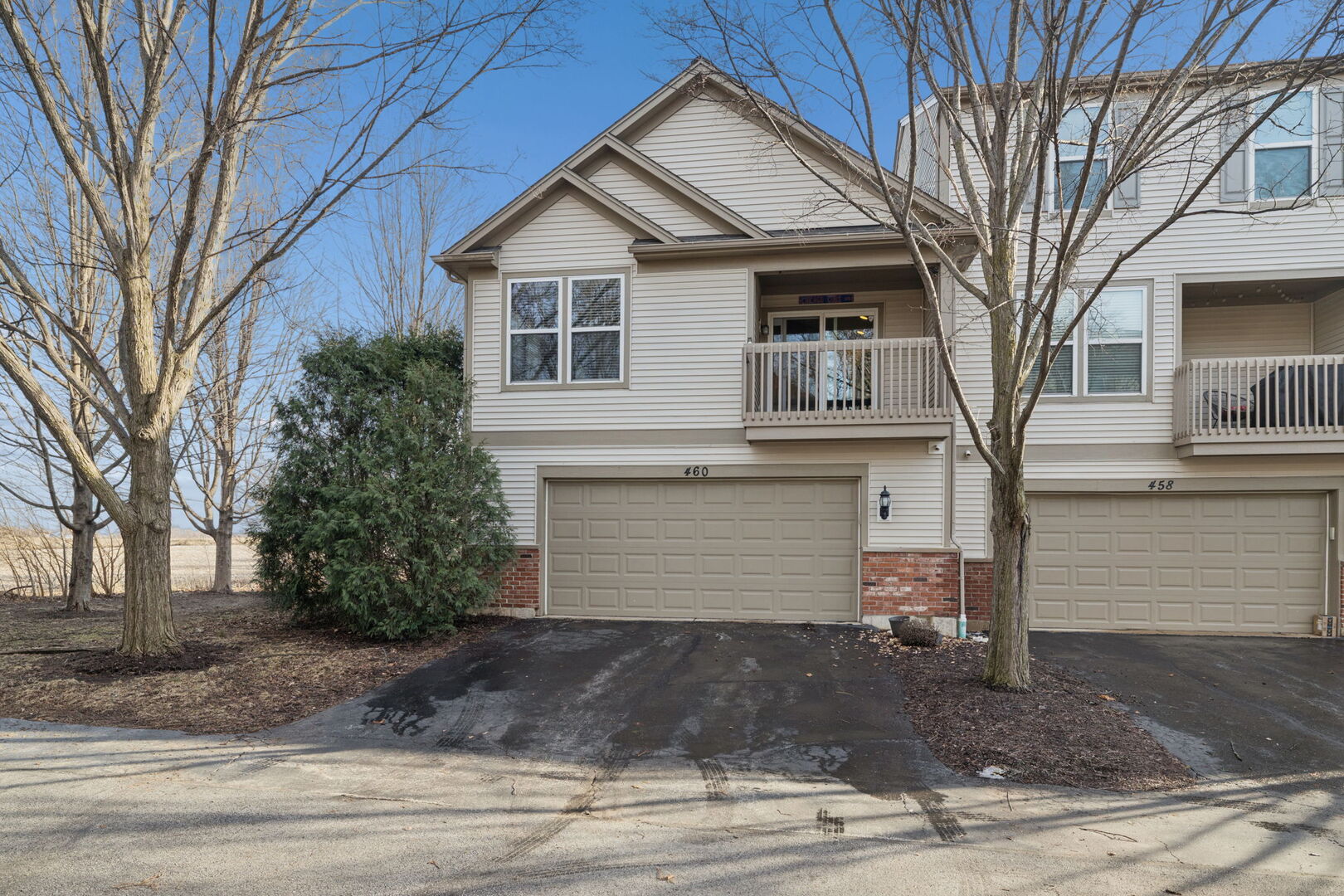460 Valentine Way, Oswego, IL 60543